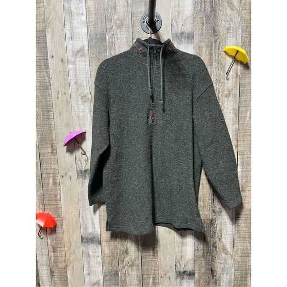 Victoria’s Secret Country Label Vintage Grey Embroidered Sweatshirt - Picture 1 of 6